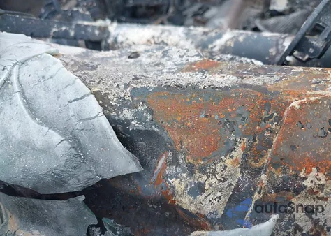 2018 Ram 2500 Slt 4X4 6'4 Box z USA, uszkodzony, nr VIN 3C6UR5DL7JG367359